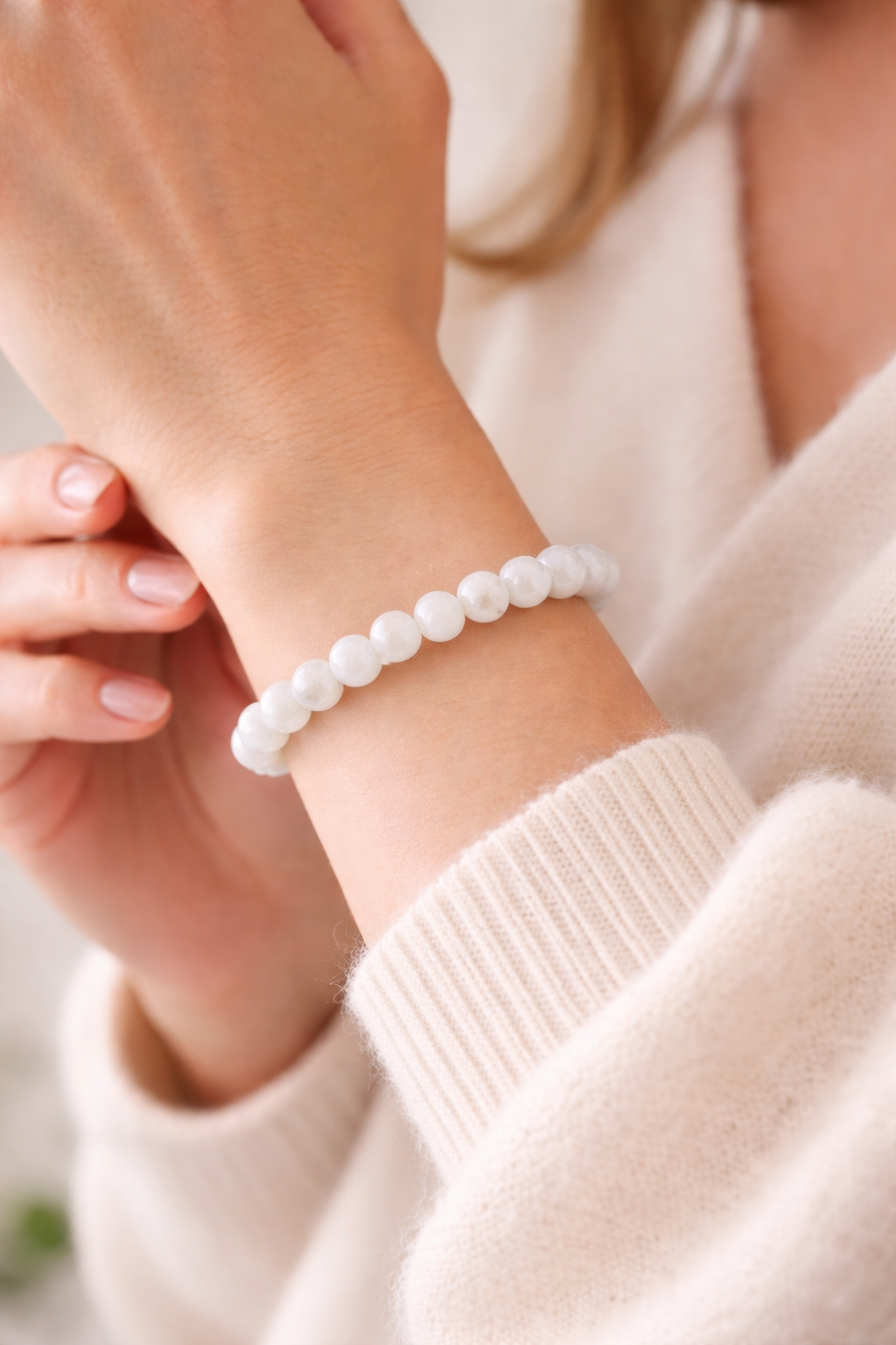 Moonstone Bracelet | Emotional Balance, Intuition & Inner Peace | Natural Crystal – DHIVARASHI